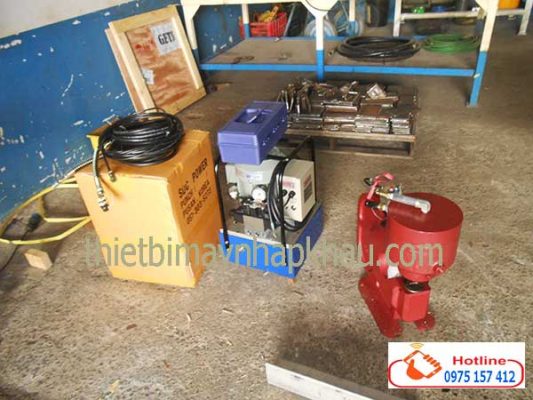 Máy đột thủy lực B150-2040