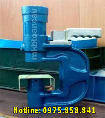 máy đột xà gồ